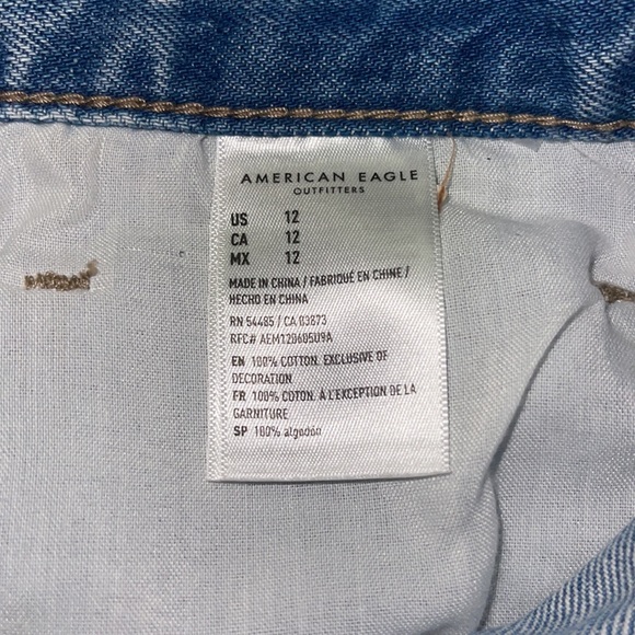 NEW American Eagle ‘Mom Short’ jean shorts - Picture 4 of 5